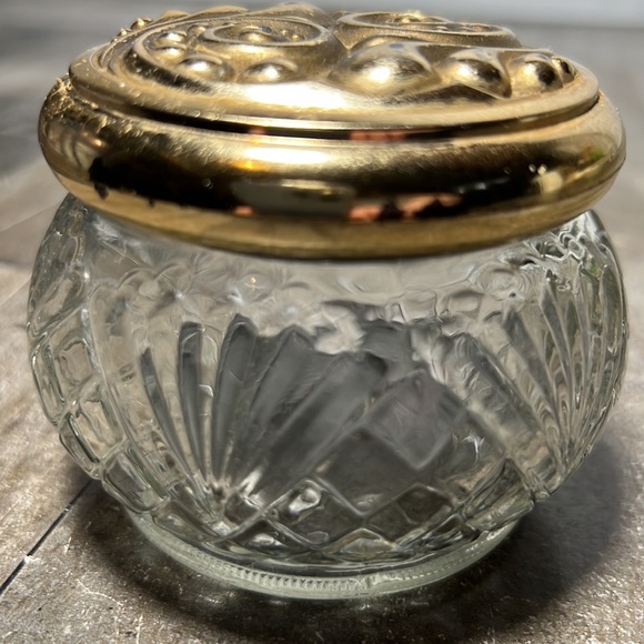 Vintage Avon 5oz. Skin moisture Cream Softener silver Lid Antique Jar- Empty - Picture 4 of 5